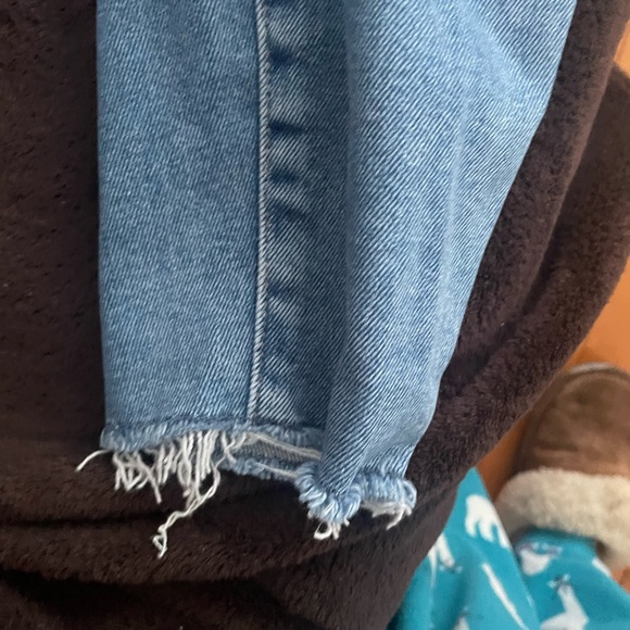 Good American - Picture 2 of 6